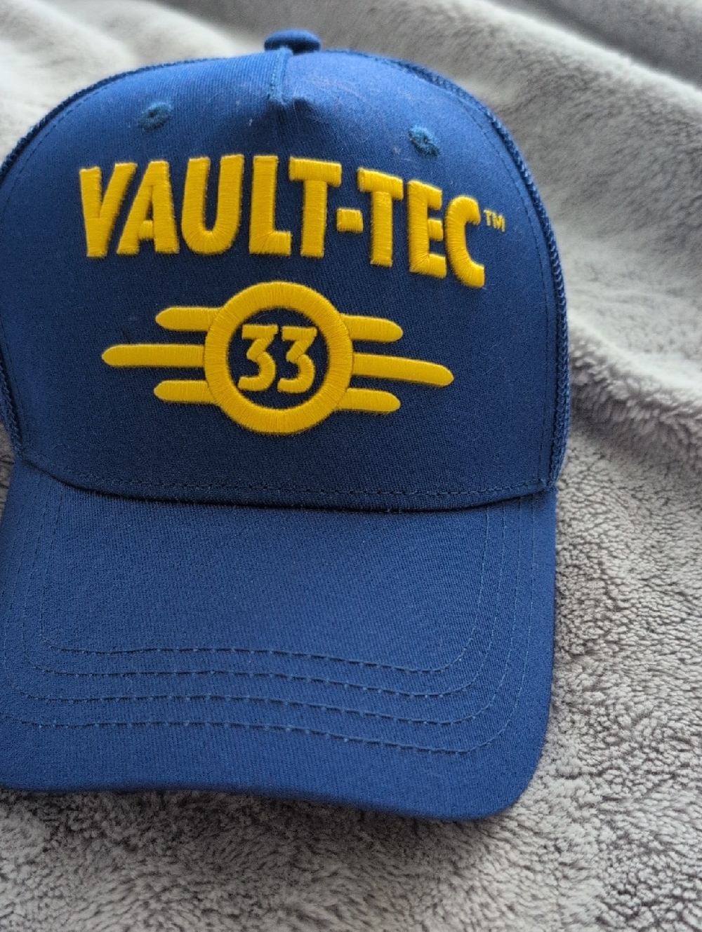 NWT Fallout: Vault-Tec 33 Blue and Yellow Trucker Hat